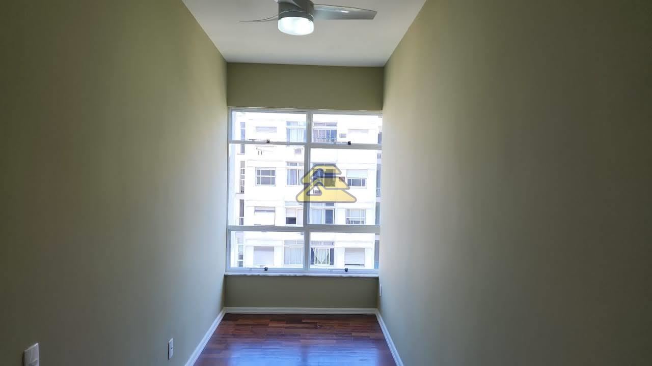 Apartamento à venda com 2 quartos, 60m² - Foto 4