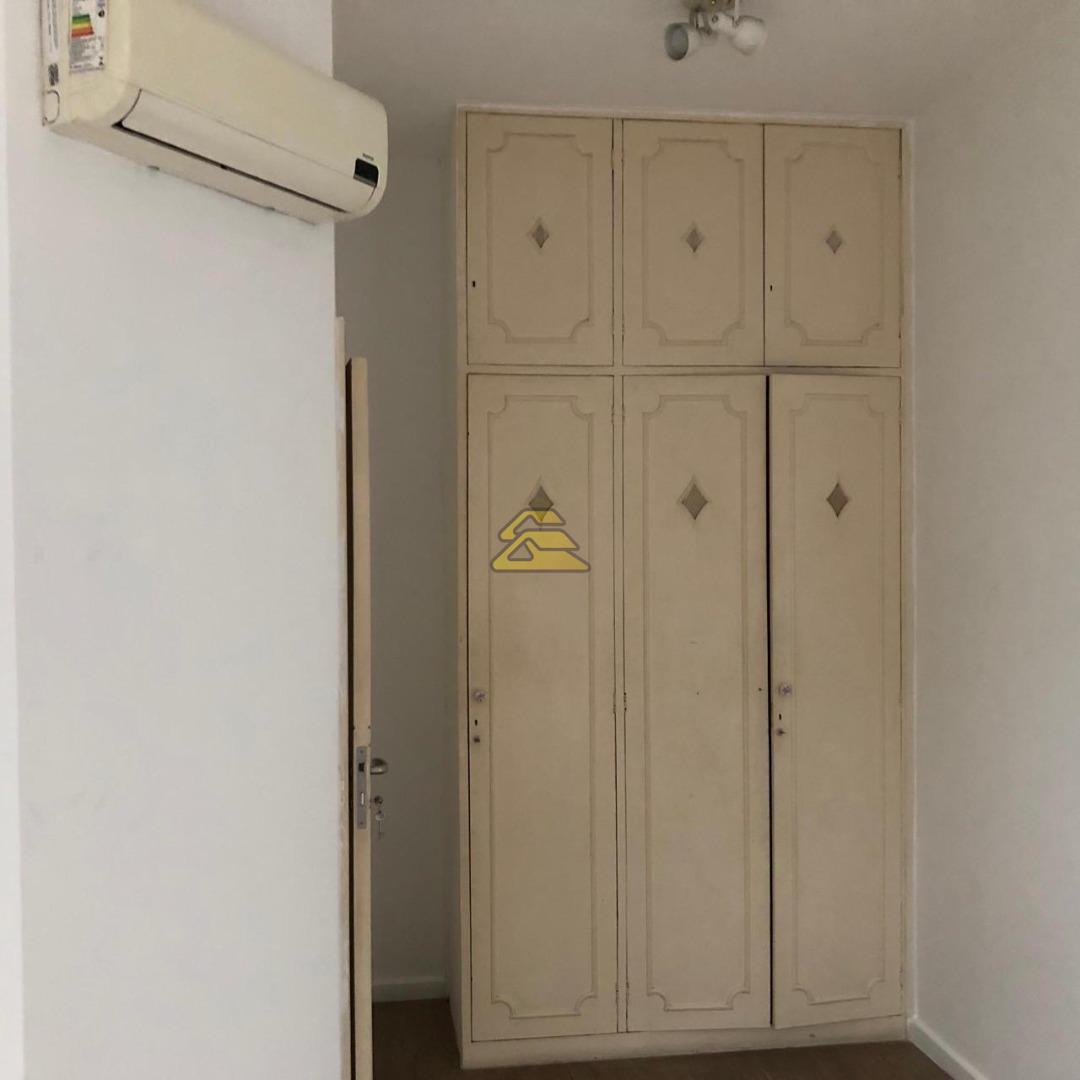 Apartamento à venda com 3 quartos, 118m² - Foto 9