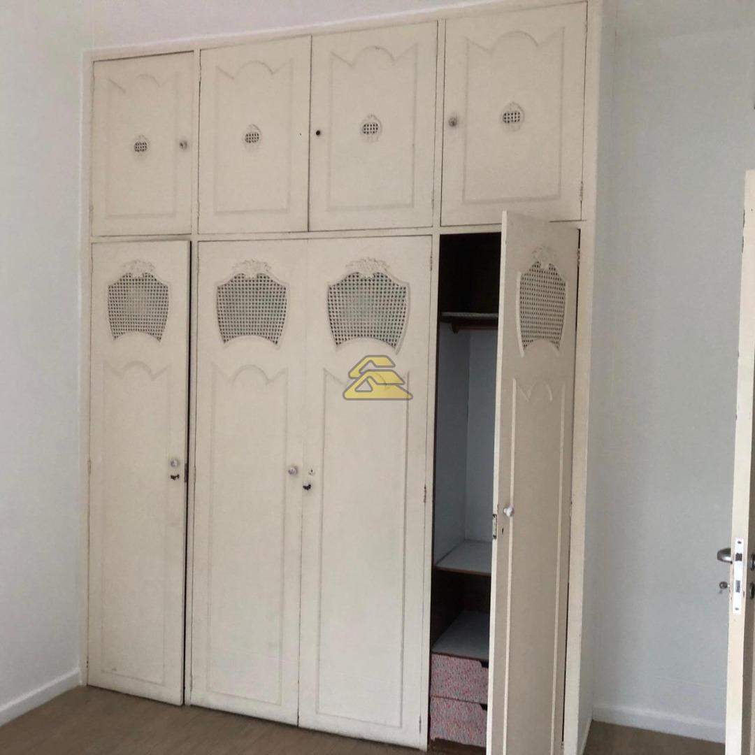 Apartamento à venda com 3 quartos, 118m² - Foto 12