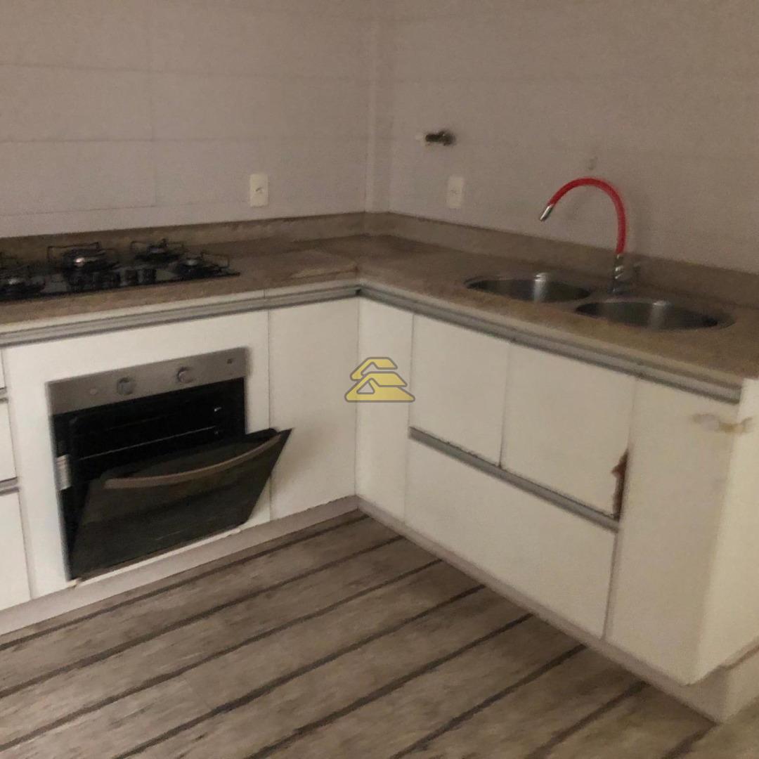 Apartamento à venda com 3 quartos, 118m² - Foto 18