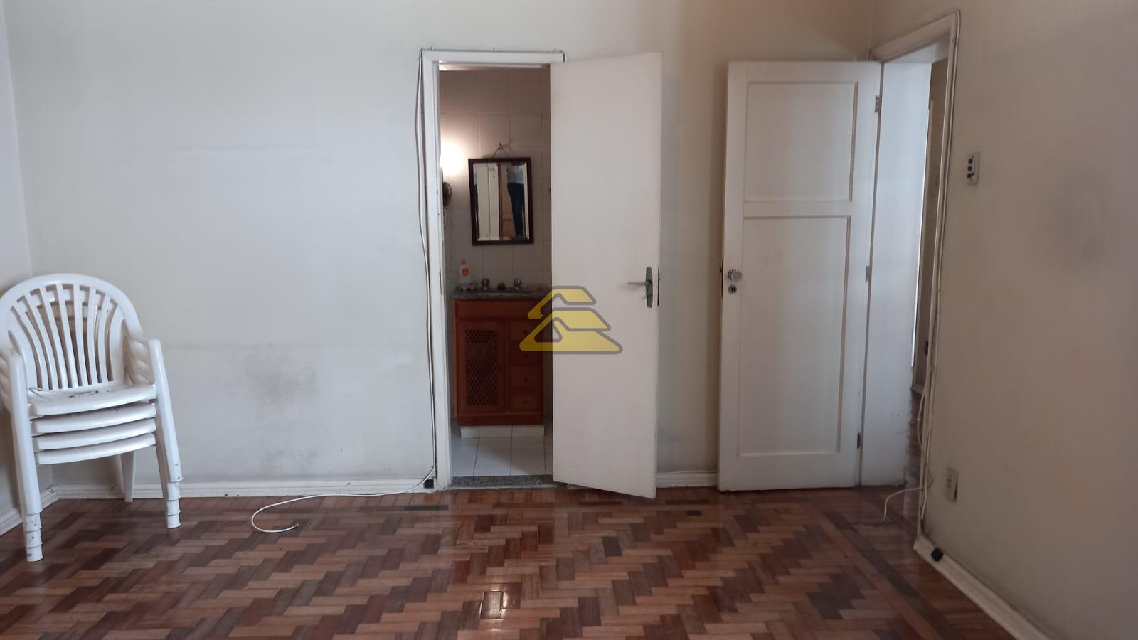 Apartamento à venda com 4 quartos, 323m² - Foto 18