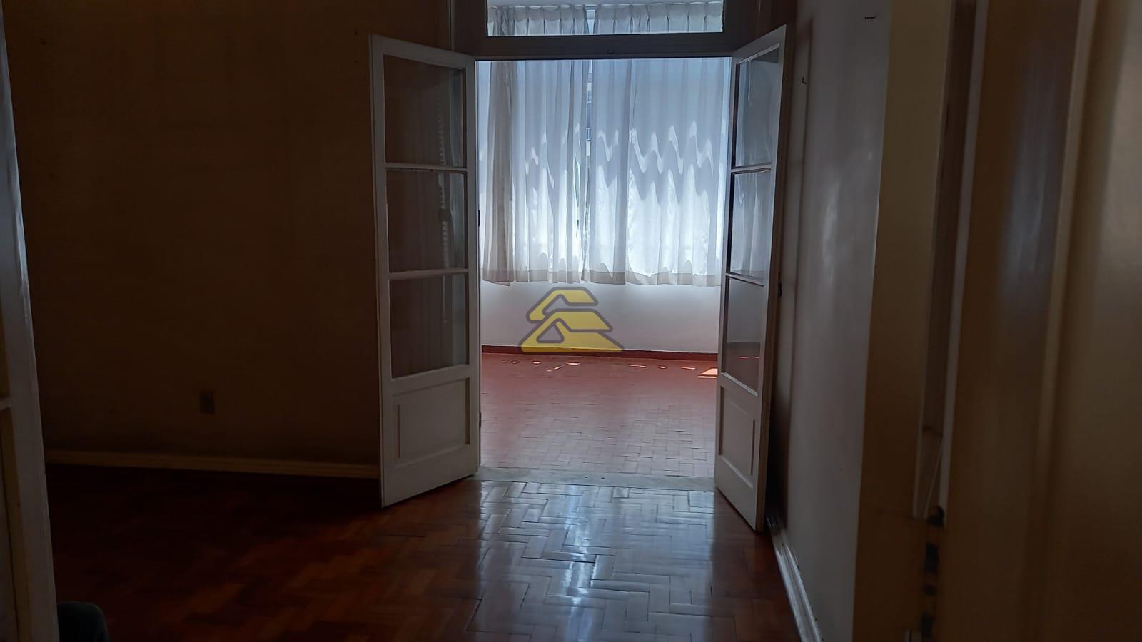 Apartamento à venda com 4 quartos, 323m² - Foto 3