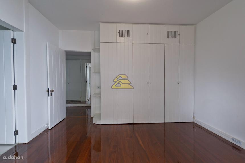 Apartamento à venda com 4 quartos, 319m² - Foto 14