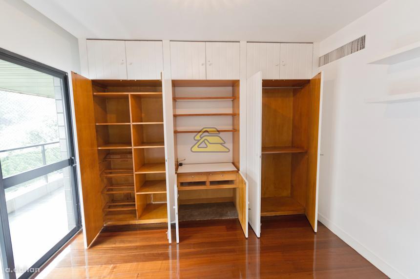 Apartamento à venda com 4 quartos, 319m² - Foto 12