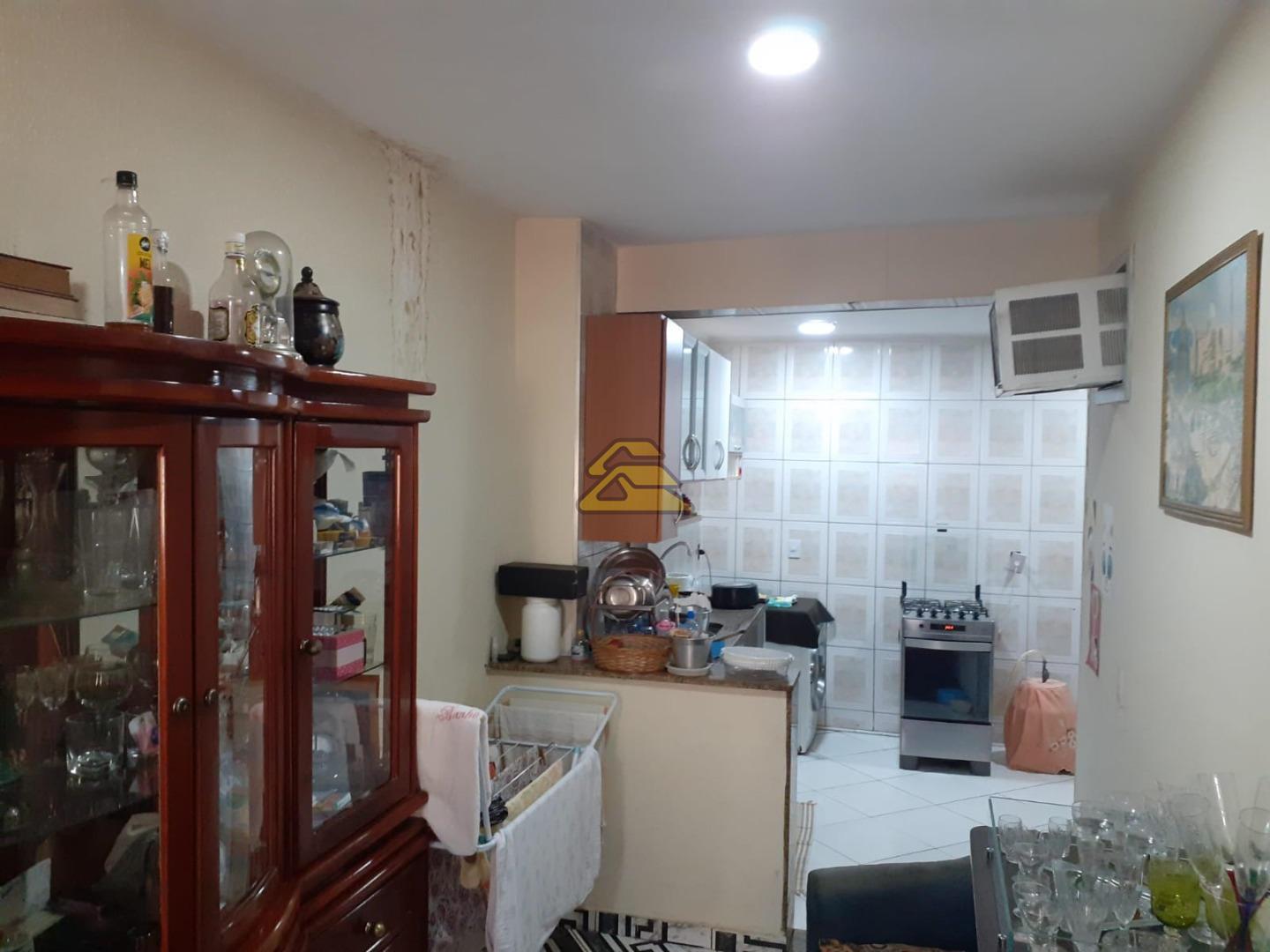 Casa à venda com 4 quartos, 132m² - Foto 13