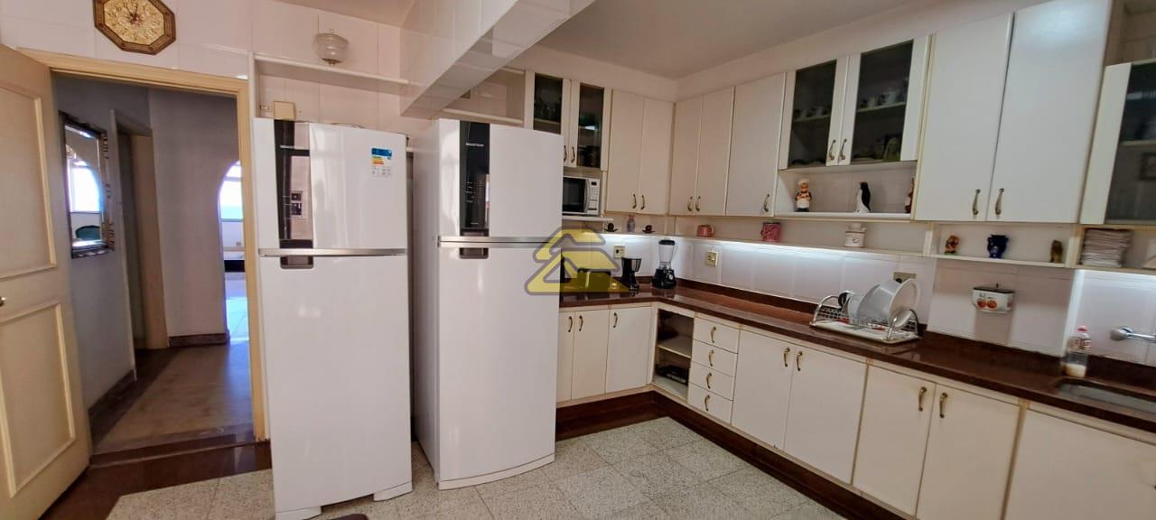 Apartamento à venda com 4 quartos, 232m² - Foto 25