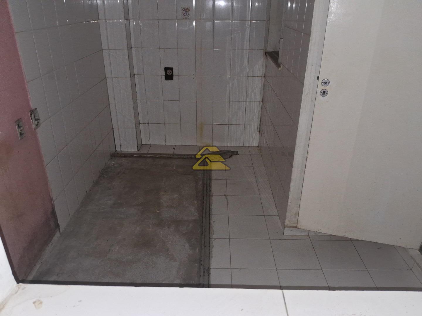 Prédio Inteiro para alugar, 200m² - Foto 6