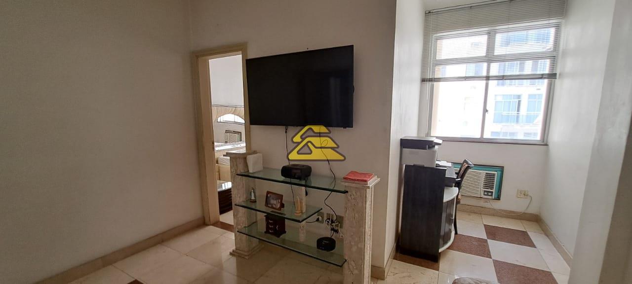 Apartamento à venda com 4 quartos, 232m² - Foto 11