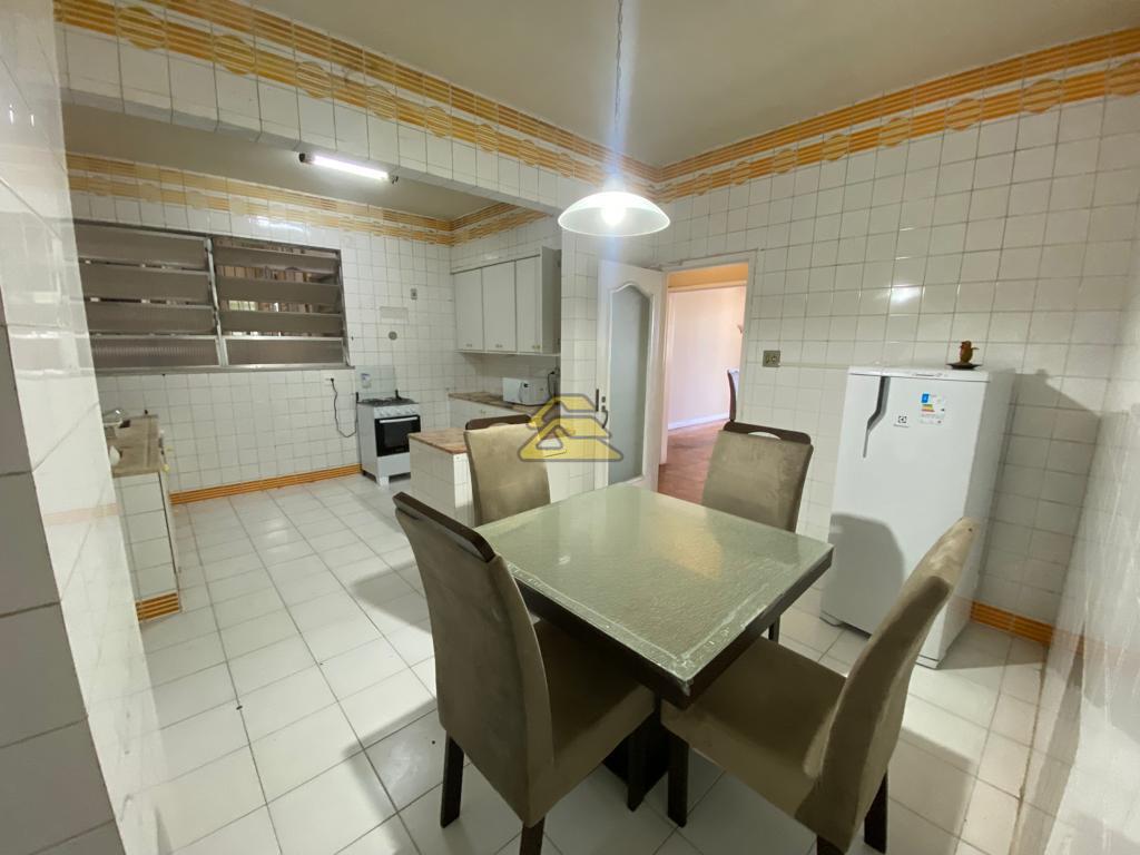 Apartamento à venda com 4 quartos, 236m² - Foto 9