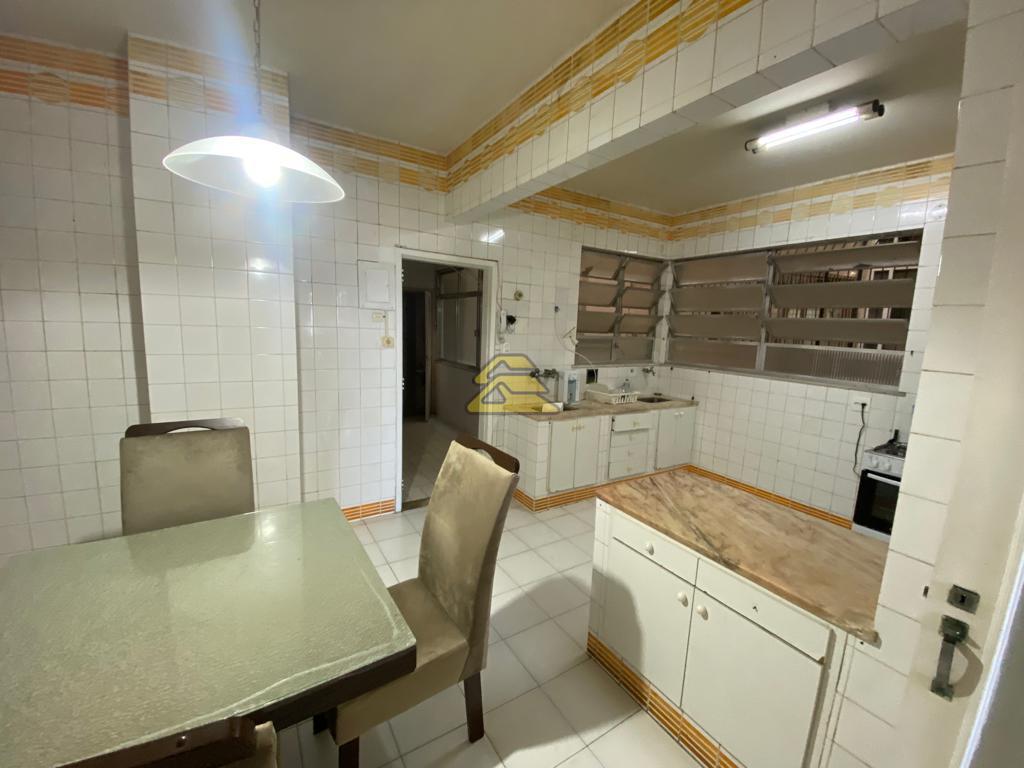 Apartamento à venda com 4 quartos, 236m² - Foto 11