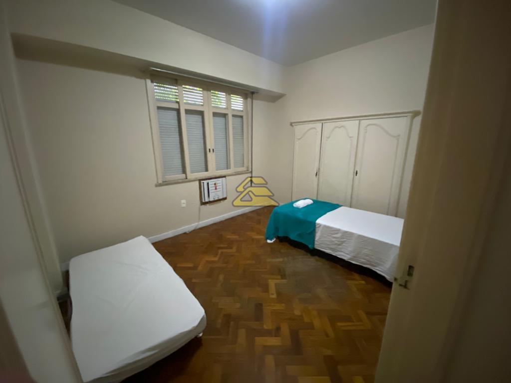 Apartamento à venda com 4 quartos, 236m² - Foto 13