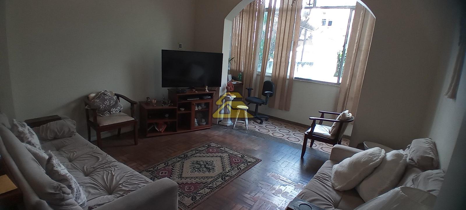 Apartamento à venda com 3 quartos, 95m² - Foto 1