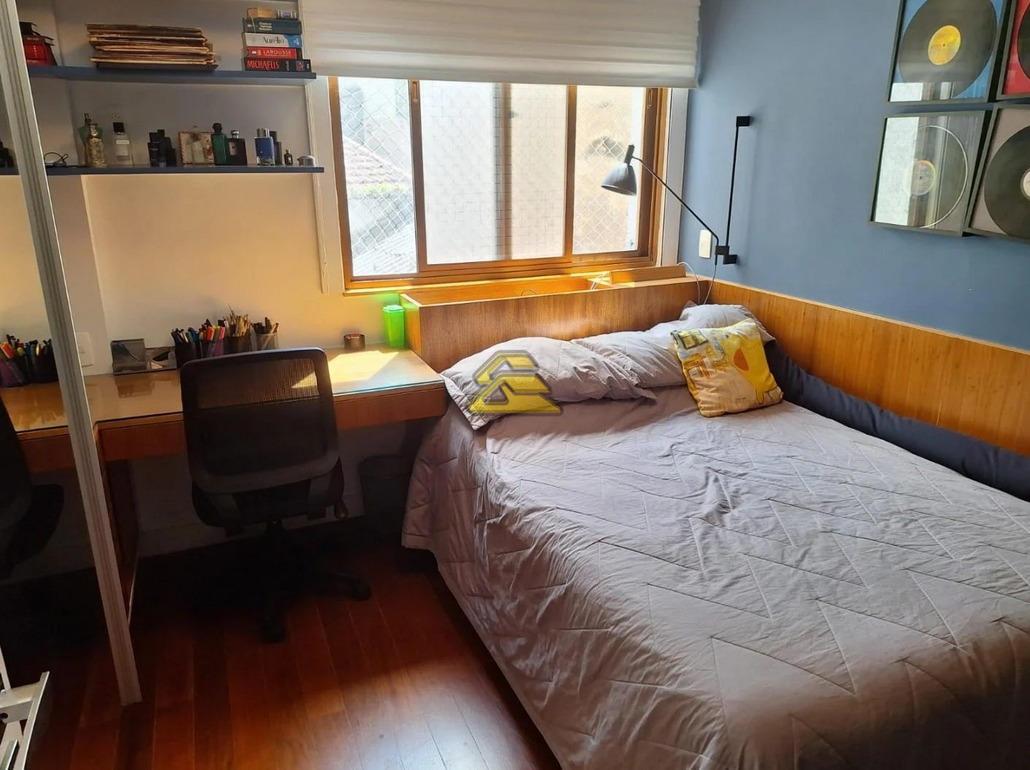 Apartamento à venda com 4 quartos, 206m² - Foto 14