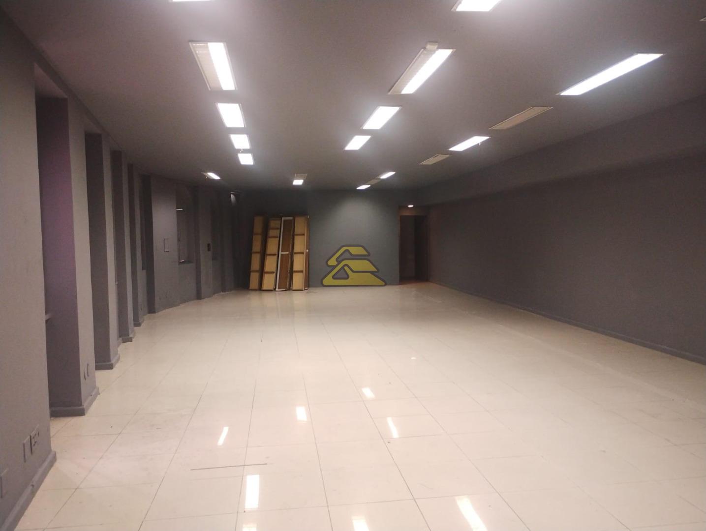 Prédio Inteiro para alugar com 6 quartos, 3115m² - Foto 21