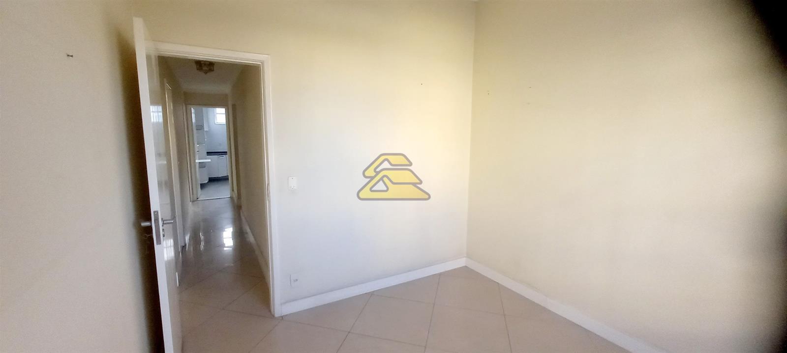 Apartamento à venda com 3 quartos, 127m² - Foto 14