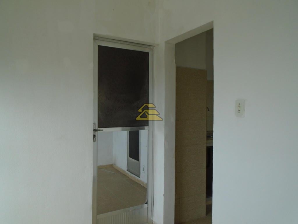 Apartamento para alugar com 1 quarto, 35m² - Foto 6