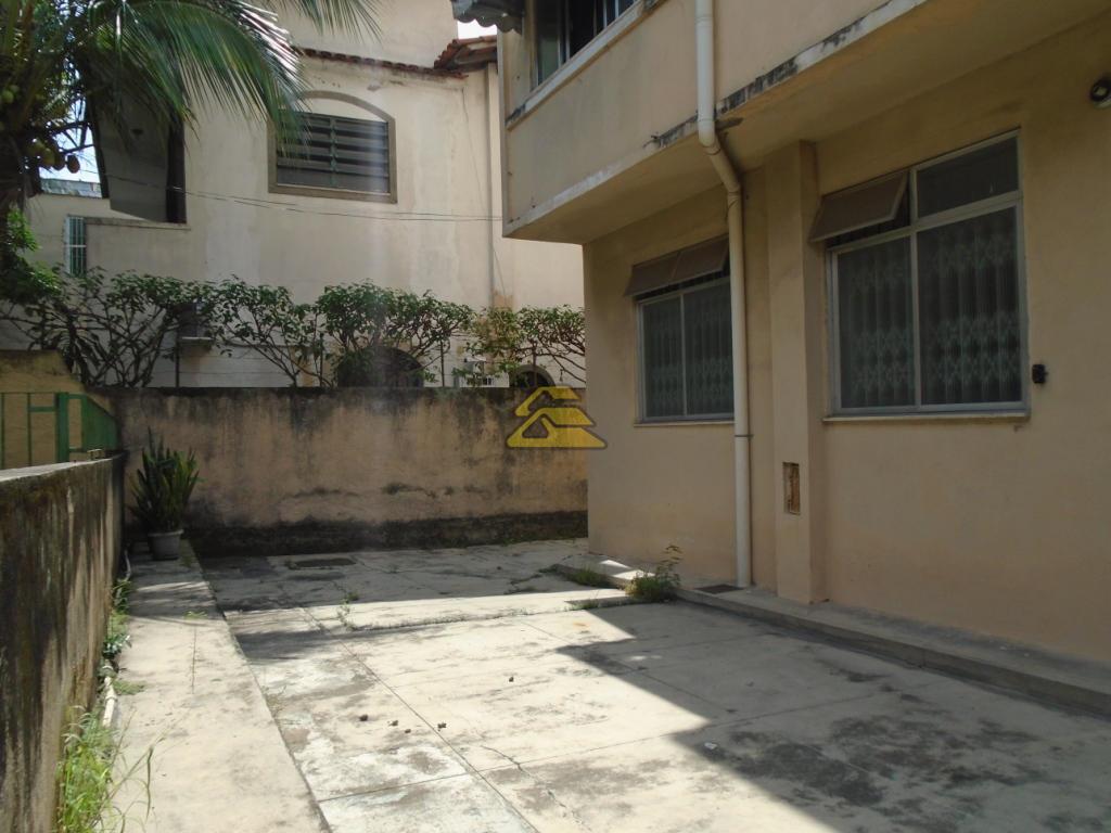 Apartamento para alugar com 1 quarto, 39m² - Foto 18