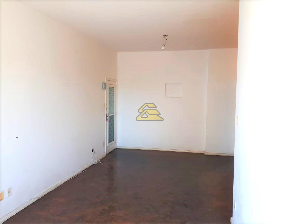 Apartamento à venda com 3 quartos, 110m² - Foto 3