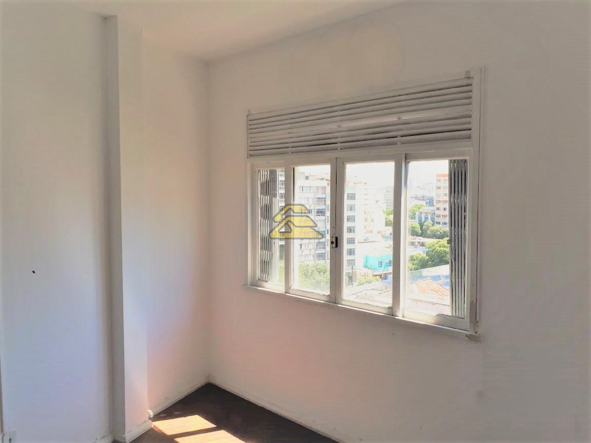 Apartamento à venda com 3 quartos, 110m² - Foto 10