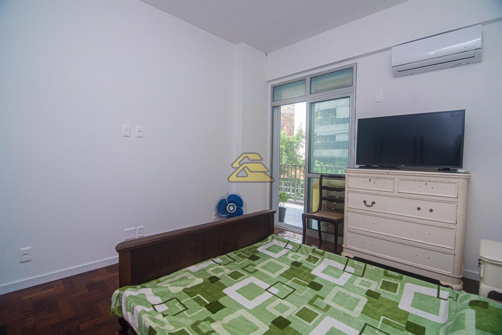 Apartamento à venda com 1 quarto, 100m² - Foto 15