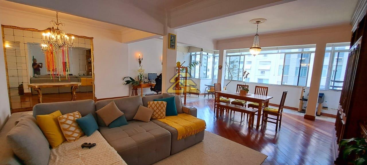 Apartamento à venda com 3 quartos, 165m² - Foto 2