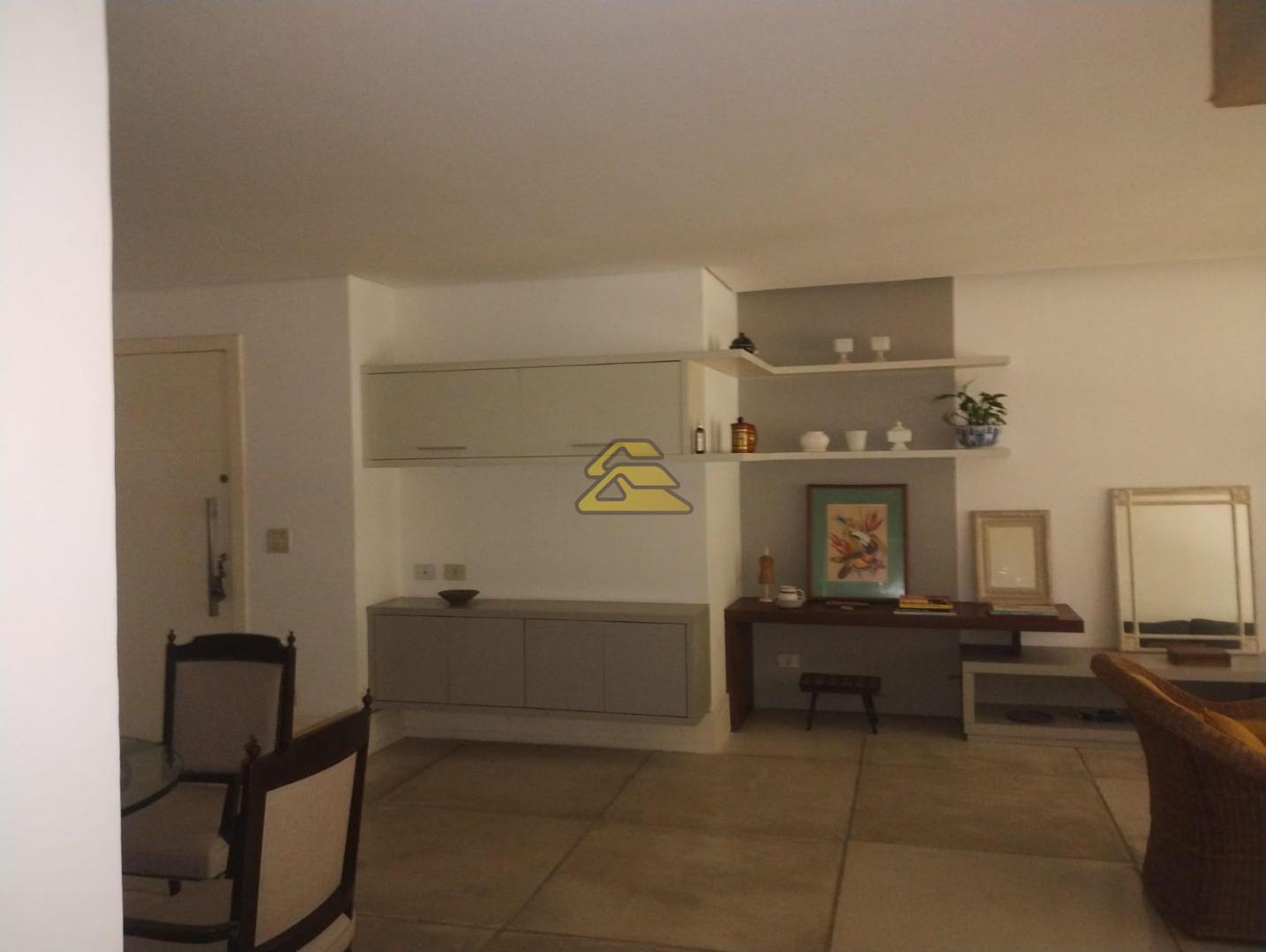 Apartamento para alugar com 3 quartos, 155m² - Foto 9