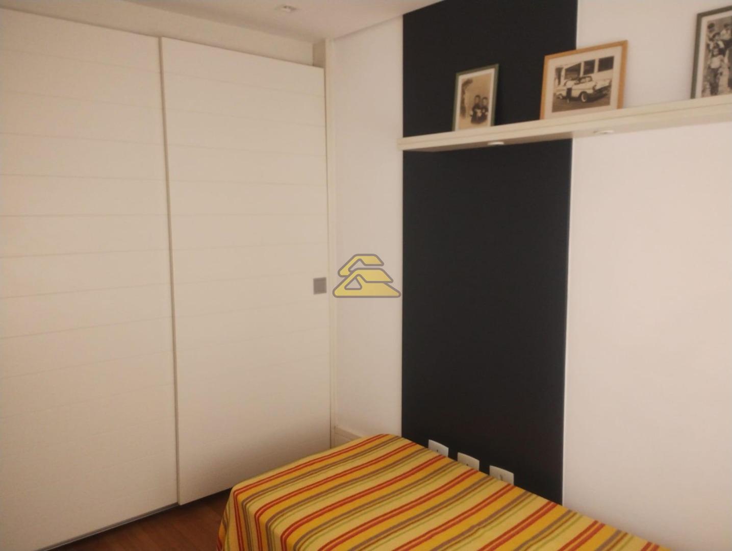 Apartamento para alugar com 3 quartos, 155m² - Foto 13