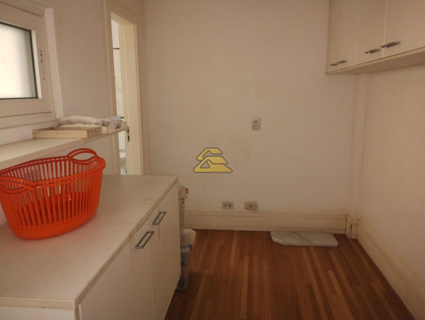 Apartamento para alugar com 3 quartos, 155m² - Foto 37