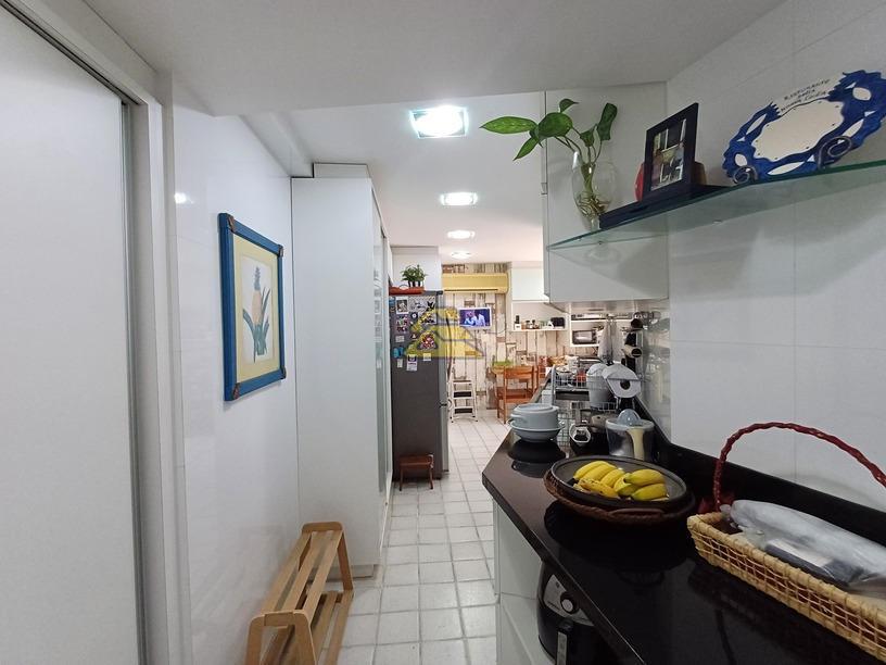 Apartamento à venda com 4 quartos, 172m² - Foto 27