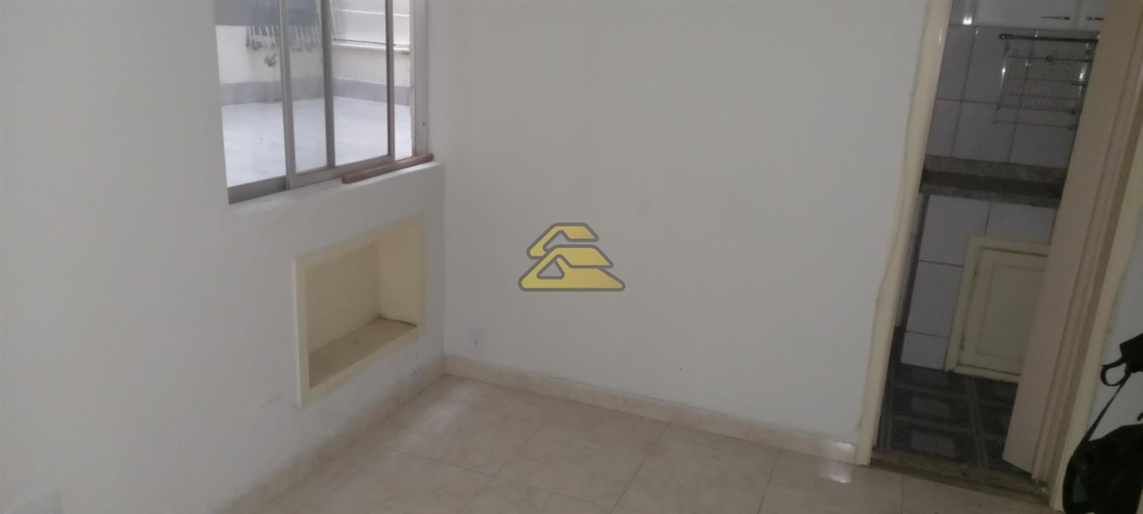 Apartamento à venda com 1 quarto, 38m² - Foto 4