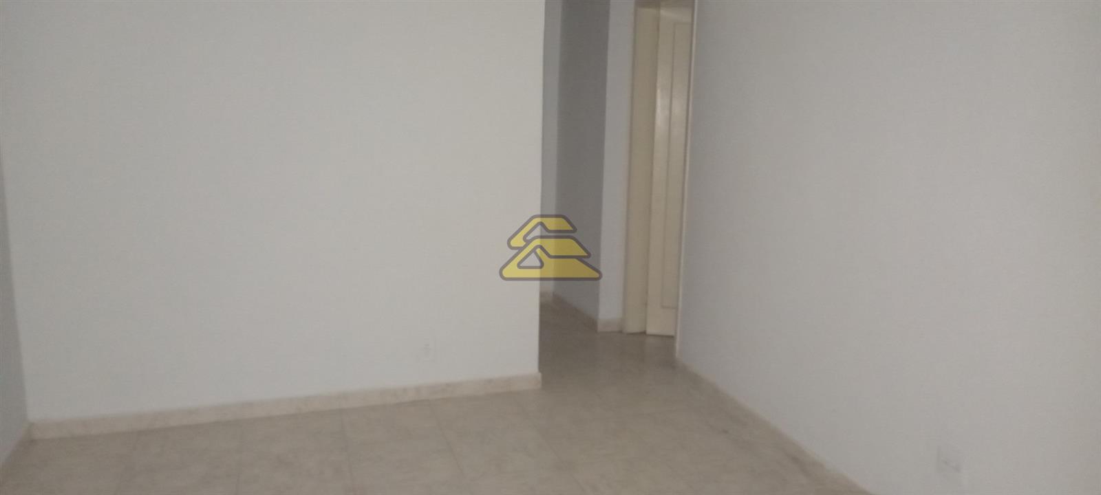 Apartamento à venda com 1 quarto, 38m² - Foto 2