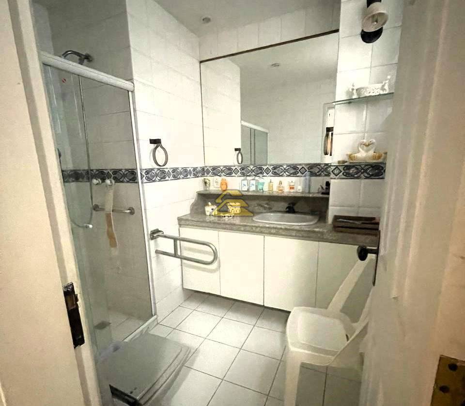 Apartamento à venda com 3 quartos, 120m² - Foto 17