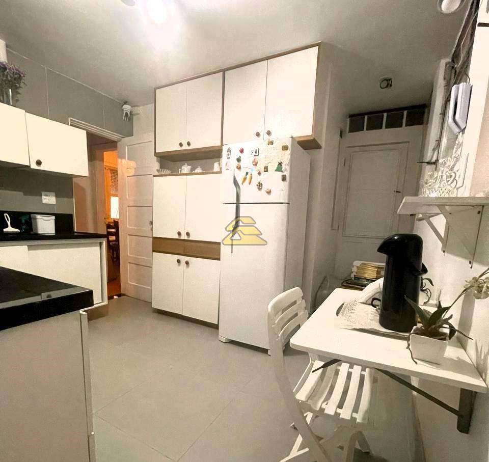 Apartamento à venda com 3 quartos, 120m² - Foto 23