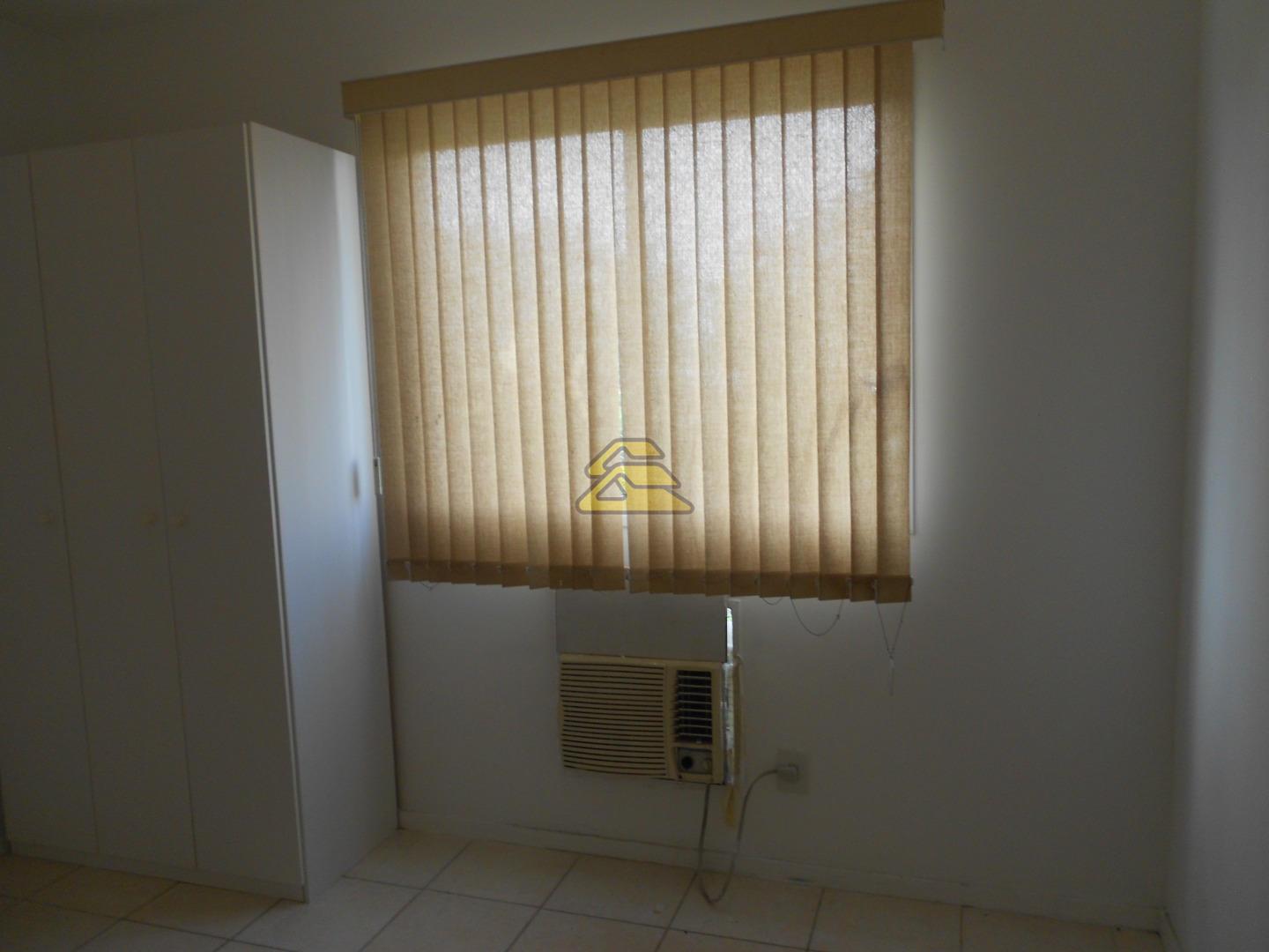 Apartamento à venda com 2 quartos, 61m² - Foto 13