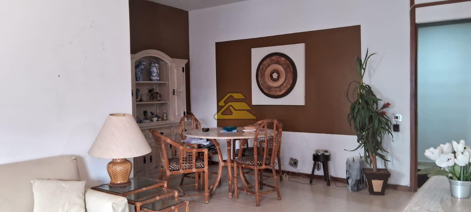 Apartamento à venda com 1 quarto, 61m² - Foto 4