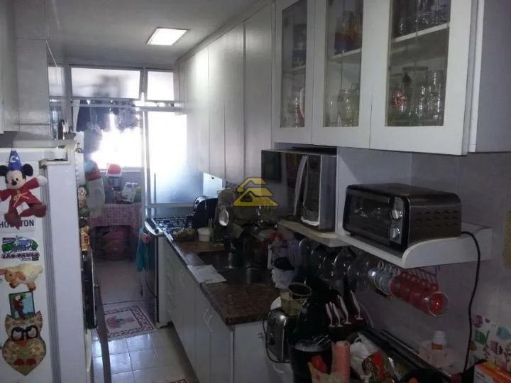 Apartamento à venda com 3 quartos, 197m² - Foto 14