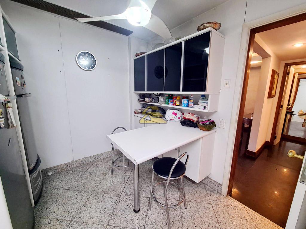 Apartamento à venda com 4 quartos, 191m² - Foto 20