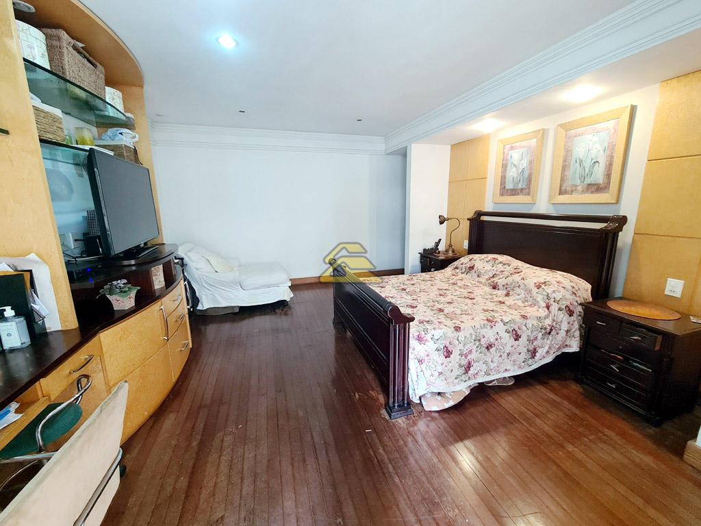 Apartamento à venda com 4 quartos, 191m² - Foto 15