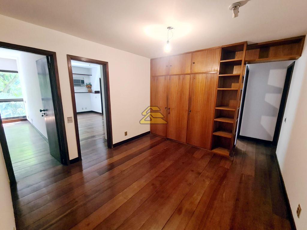 Apartamento à venda com 4 quartos, 251m² - Foto 13