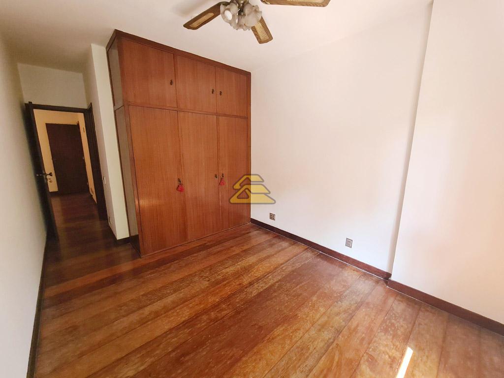 Apartamento à venda com 4 quartos, 251m² - Foto 10