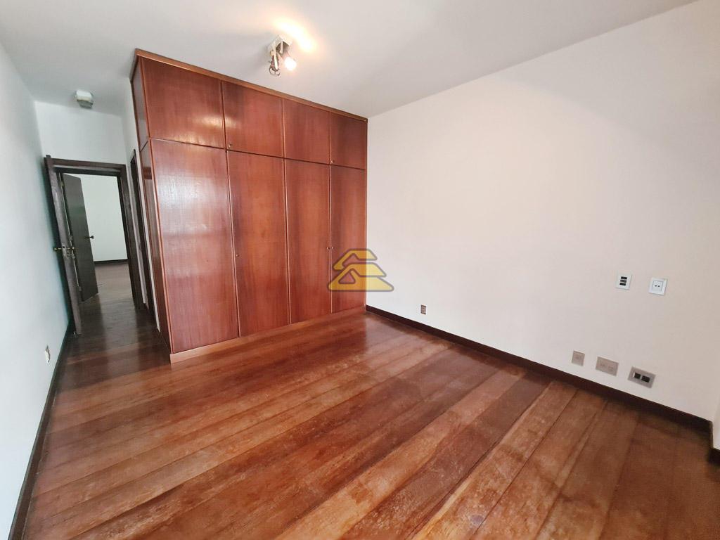 Apartamento à venda com 4 quartos, 251m² - Foto 29