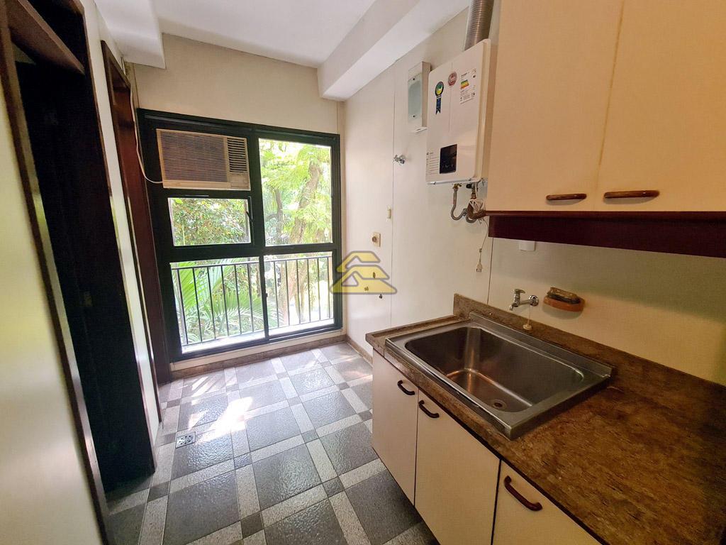 Apartamento à venda com 4 quartos, 251m² - Foto 32