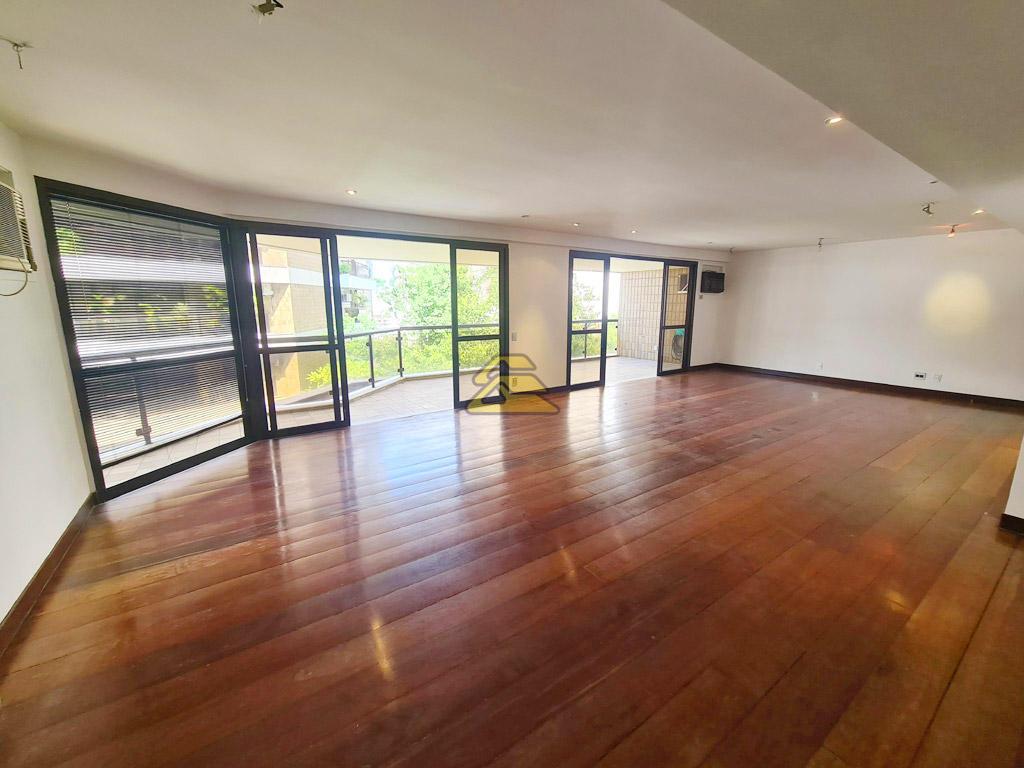 Apartamento à venda com 4 quartos, 251m² - Foto 3