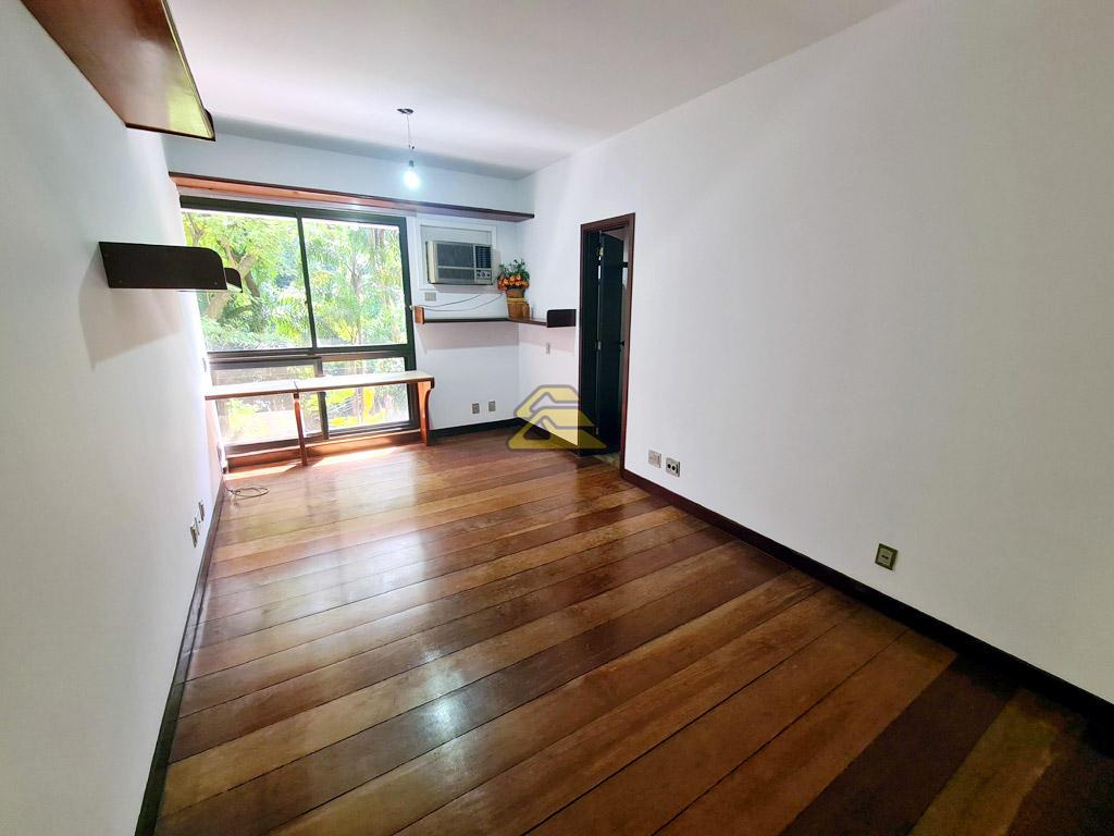 Apartamento à venda com 4 quartos, 251m² - Foto 15