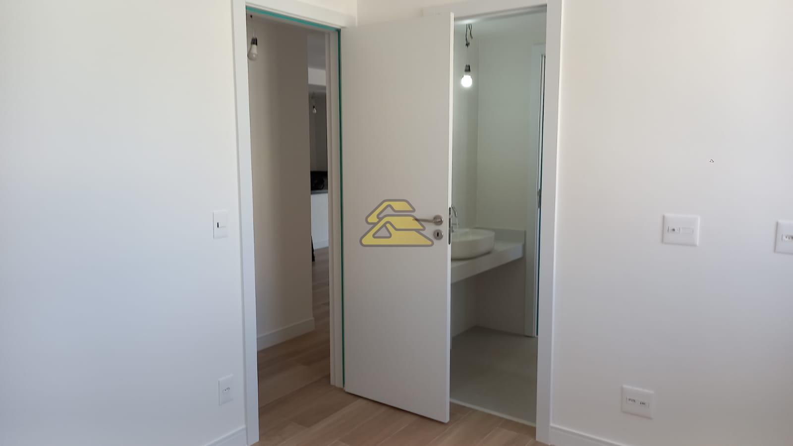 Apartamento à venda com 3 quartos, 139m² - Foto 25