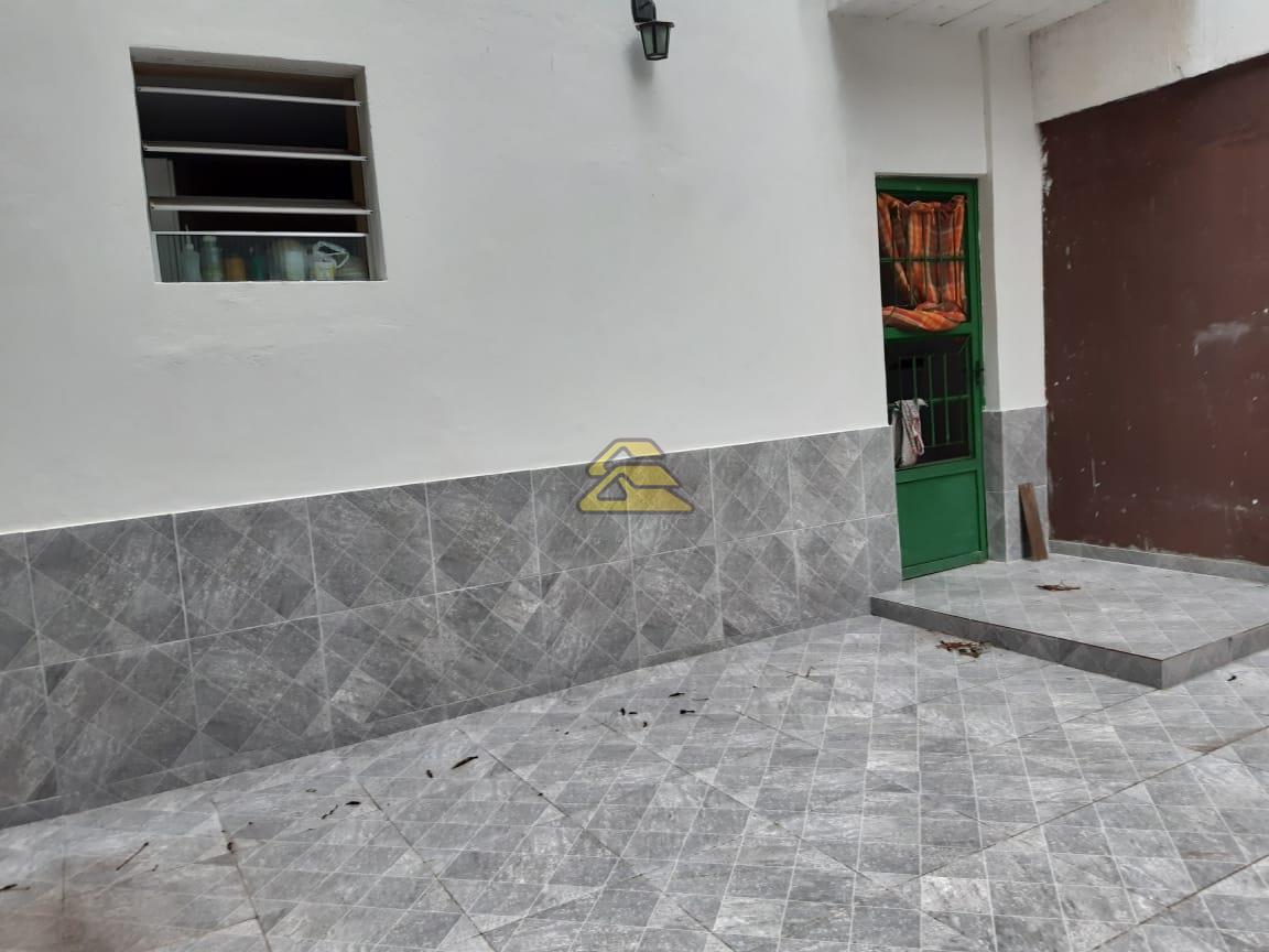 Casa à venda com 3 quartos, 100m² - Foto 18