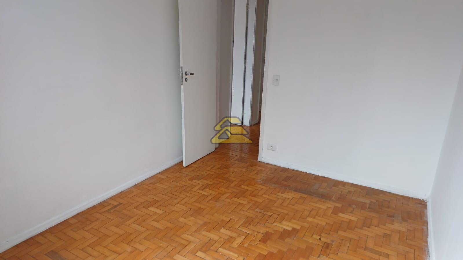 Apartamento à venda com 3 quartos, 83m² - Foto 3