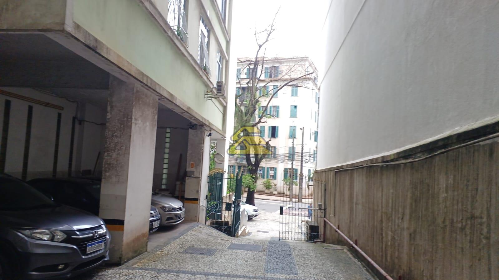 Apartamento à venda com 3 quartos, 83m² - Foto 32