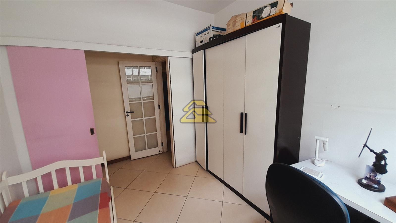 Apartamento à venda com 3 quartos, 158m² - Foto 13