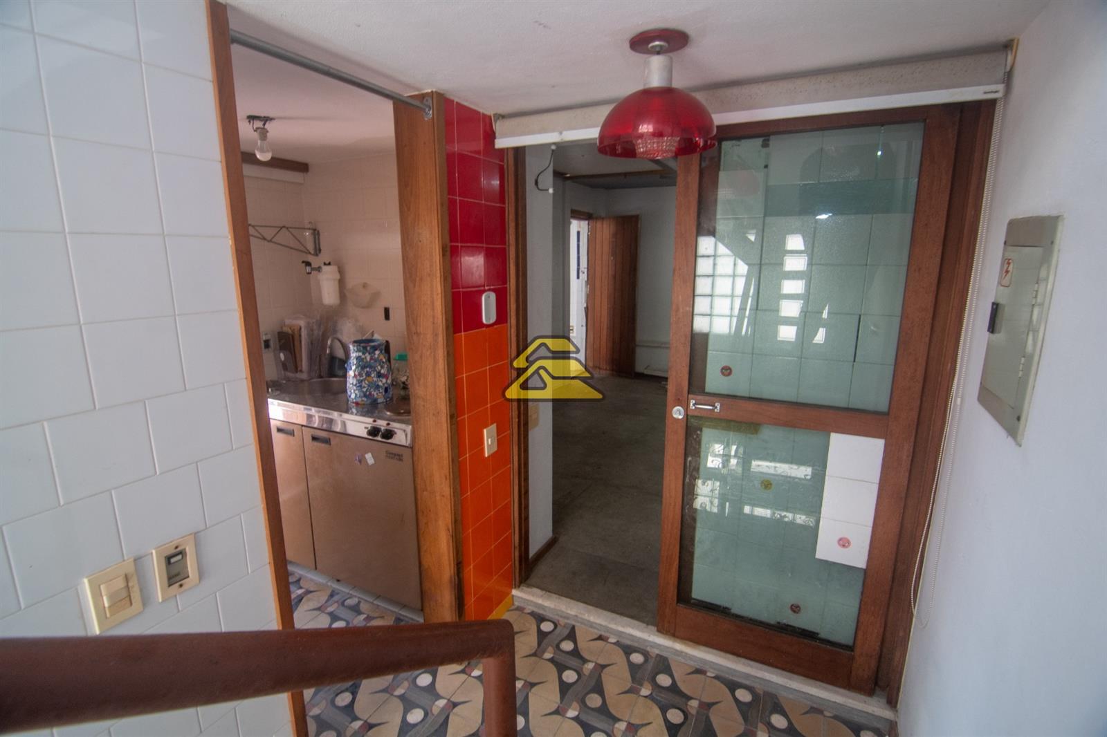 Cobertura à venda com 4 quartos, 271m² - Foto 10